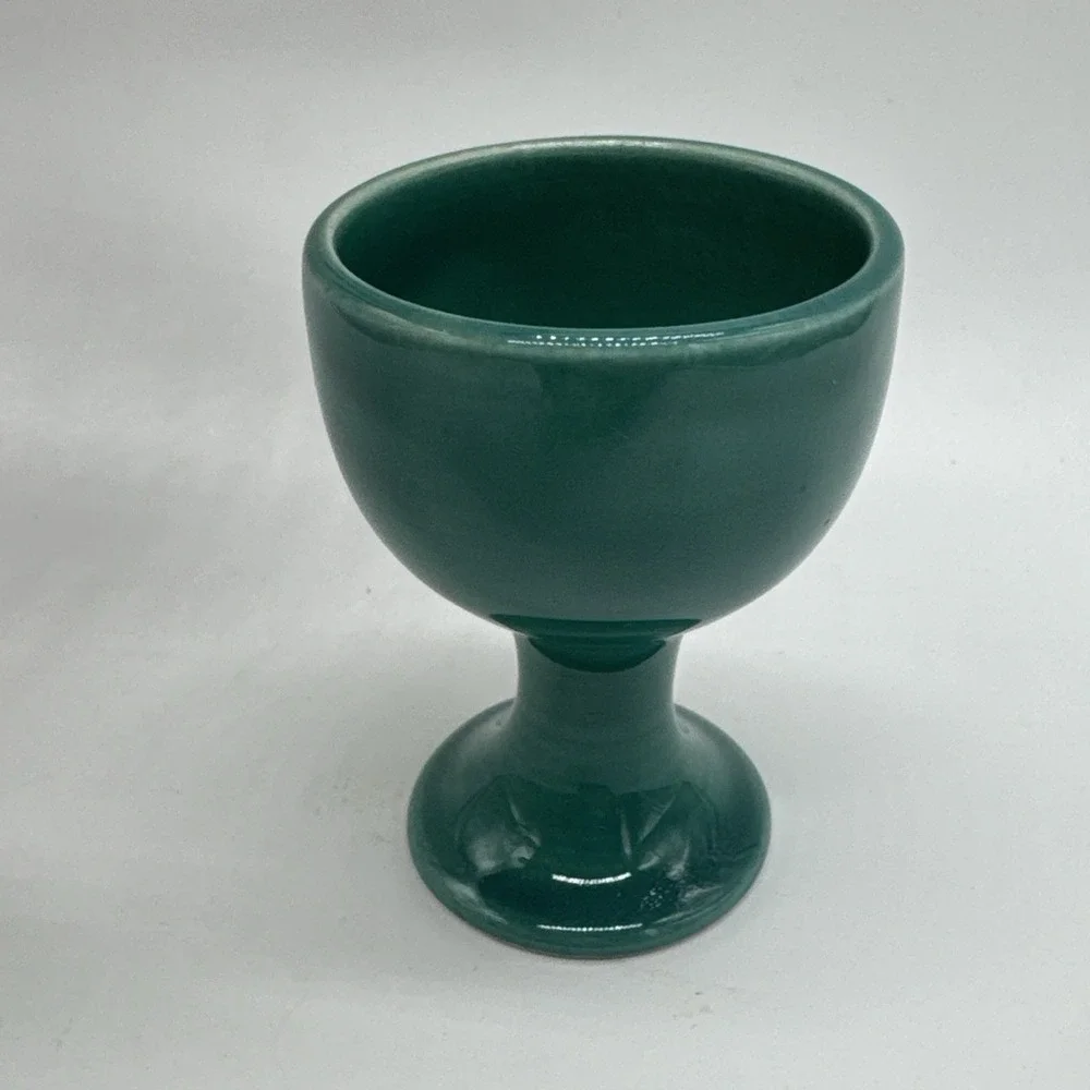 VINTAGE HOMER LAUGHLIN HARLEQUIN SPRUCE GREEN INDIVIDUAL EGG CUP  2.5